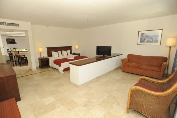 hotel-gamma-de-fiesta-inn-ixtapa-011