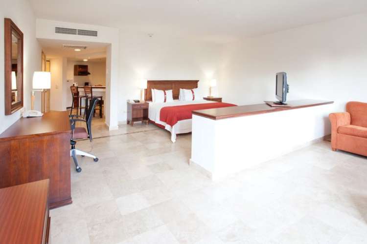 hotel-gamma-de-fiesta-inn-ixtapa-017
