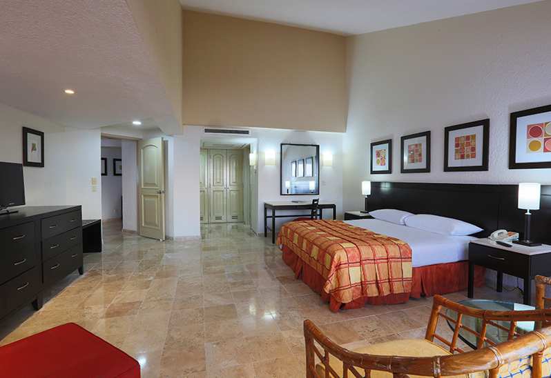 hotel-krystal-ixtapa-011