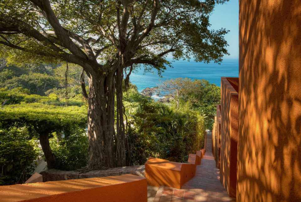 hotel-las-brisas-ixtapa-04