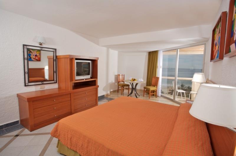 hotel-park-royal-ixtapa-014