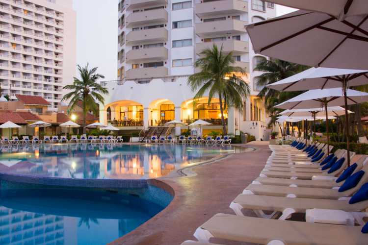 hotel-tesoro-ixtapa-004
