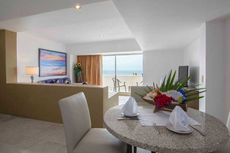 hotel-tesoro-ixtapa-020